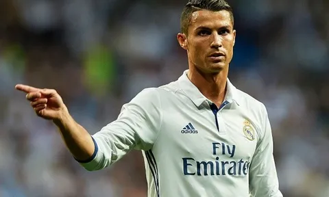 NÓNG: Real chấp nhận đề nghị 100 triệu của Juve cho Ronaldo