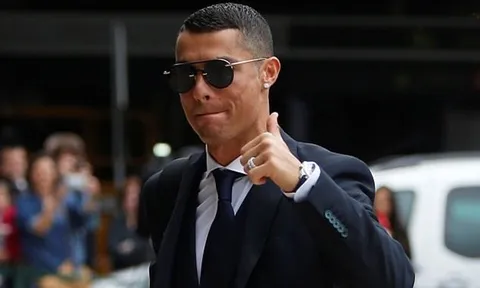 Ronaldo ăn diện bảnh bao, sẵn sàng tạo địa chấn ở mùa Hè nước Nga