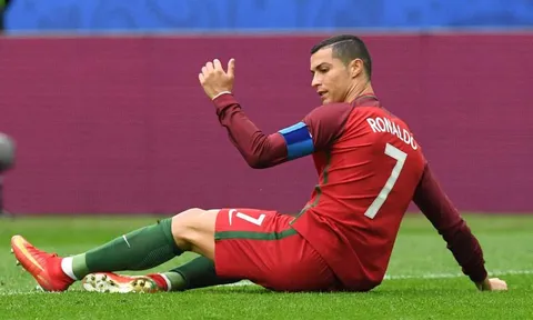 "Ronaldo có thể đầu quân Chelsea"