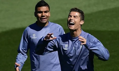 Ronaldo cười thả ga bất chấp đại chiến thành Madrid cận kề