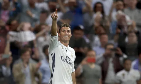 Ronaldo đang “cứu” cây đinh ba BBC của Real Madrid