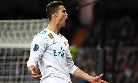 Ronaldo hạ sát Juventus: Cả châu Âu quỳ rạp dưới chân!