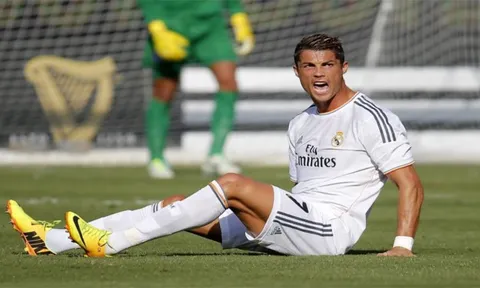 Ronaldo và Lewandowski đổi chỗ vào hè 2017?