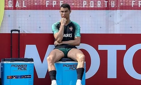 Ronaldo lo lắng như 'mất sổ gạo' trước đại chiến Uruguay