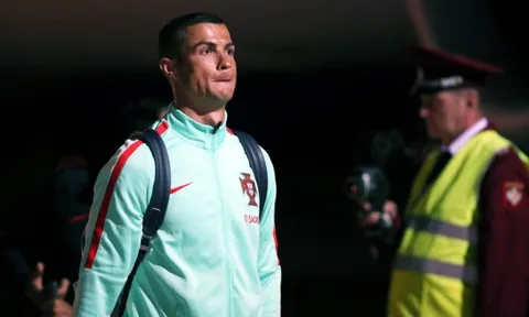 Ronaldo nhất quyết đòi rời Real Madrid