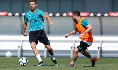Ronaldo quẩy sung trên sân tập, quyết gieo sầu cho Liverpool