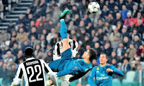 Ghi siêu phẩm để đời, Ronaldo vẫn ngậm ngùi xếp sau Salah