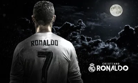 Ronaldo: Siêu sao đi ngược lại định kiến đám đông