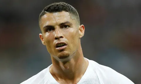 Ronaldo tới Juventus: HLV Lopetegui bắt đầu lo sợ