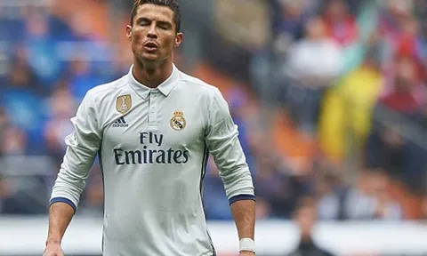 Ronaldo xuất sắc, vấn đề là Messi vĩ đại nhất trong lịch sử