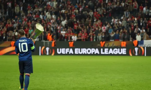Rooney nhận được 'hàng tá' đề nghị