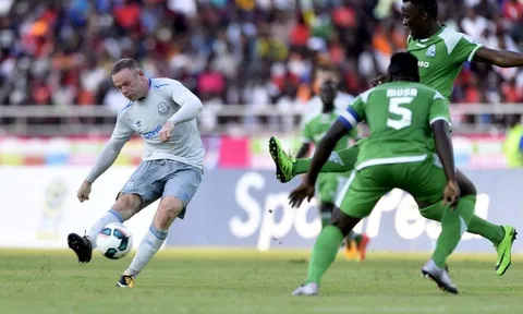 Rooney tạo siêu phẩm trong ngày tái xuất ở Everton