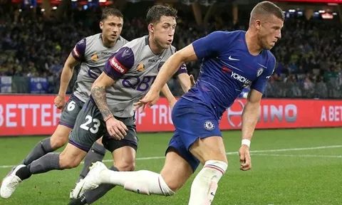 Khởi đầu như "ác mộng", sao Chelsea vẫn muốn bám trụ Stamford Bridge
