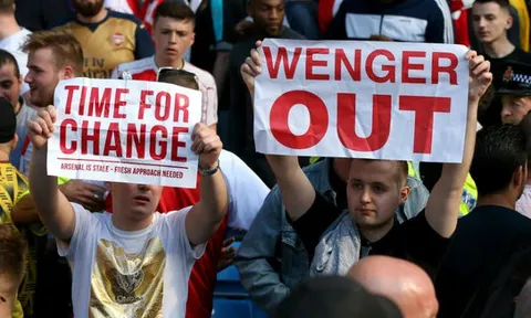Arsenal và vòng lẩn quẩn trong 2 'chữ W'