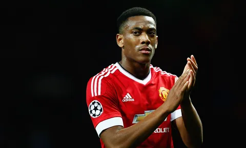Rủng rỉnh tiền, AS Roma nhắm người của Man United