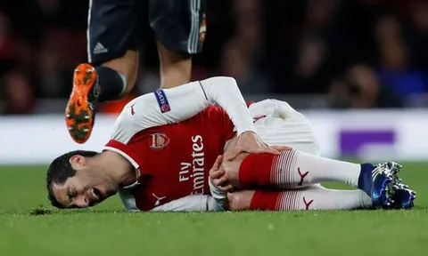 HLV Wenger CHÍNH THỨC lên tiếng về chấn thương của Mkhitaryan