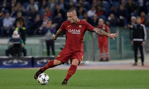 Lập cú đúp vào lưới Liverpool, Nainggolan bất ngờ 'sến súa' trên Instagram