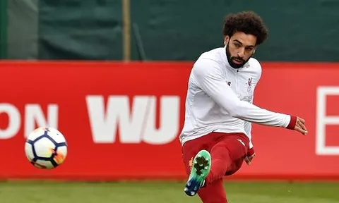 Salah căn chỉnh thước ngắm, chờ xé lưới Crystal Palace