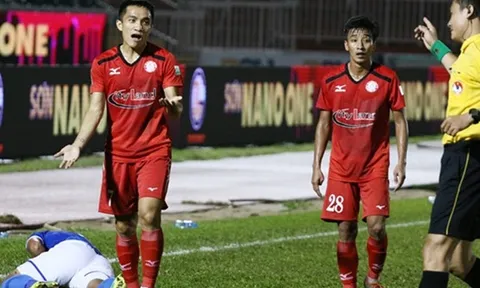 SỐC khi Sầm Ngọc Đức lại “tung cước”, Ban kỷ luật VFF quyết phạt cực nặng
