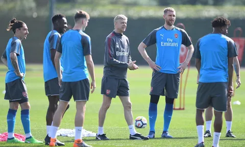 Sân tập Arsenal đầy ấm cúng sau lời giã từ của HLV Arsene Wenger