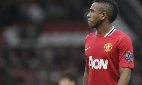 Sanchez và những tấm gương Nam Mỹ 'xấu' cho Fred tại Man Utd