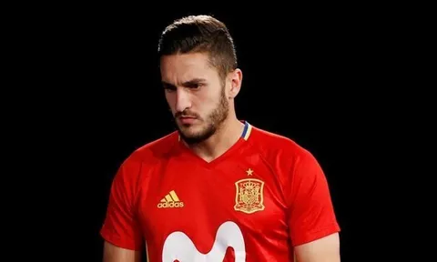 Sao Atletico bị dí súng vào đầu trước thềm derby Madrid