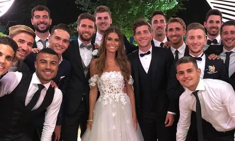 Sao Barca rạng rỡ ngày lên xe hoa