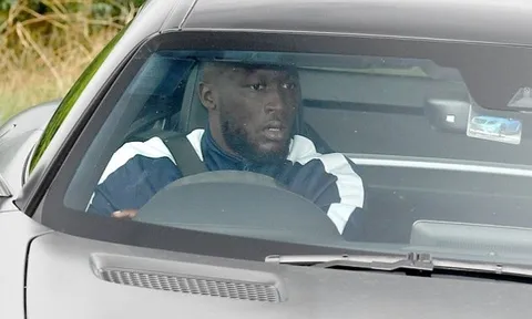 Sao bự Man Utd khoe xế hộp mới tậu 'cực chất'
