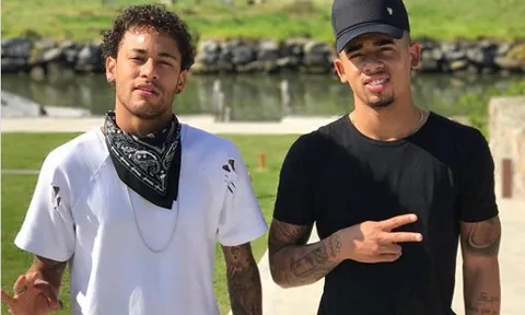 Sao Man City "thả thính" Neymar