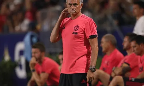 Sao Man United muốn ra đi, Mourinho nói gì?