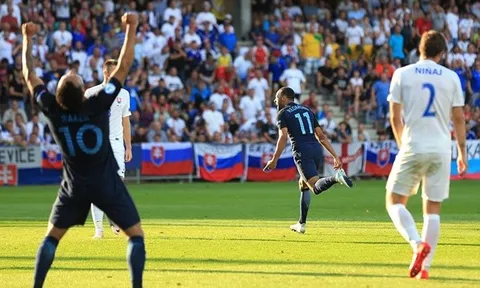 Sao Southampton đưa U21 Anh trở về từ cõi chết