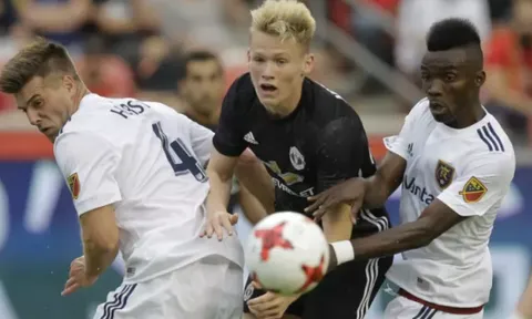 Sao trẻ M.U, Scott MctomInay chơi khá hay vs Real Salt Lake