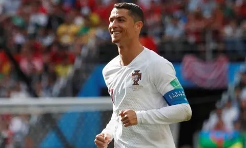 Sao World Cup tiết lộ điều thích thú khi được chơi cạnh Ronaldo
