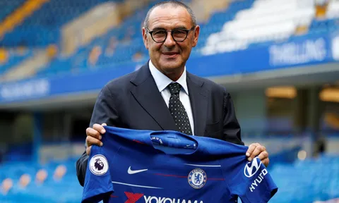 Sarri thừa nhận không có tiếng nói trong chuyển nhượng của Chelsea
