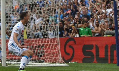 Sassuolo vs Napoli (vòng 33 Serie A)