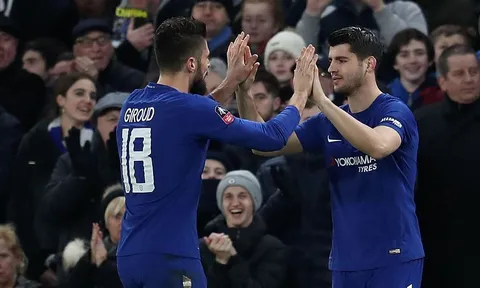 Sau 7 năm, Chelsea mới chơi với 2 tiền đạo