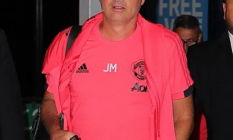 Sau chuyến du đấu, Mourinho lại thốt ra lời "cay đắng"