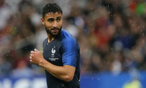 NÓNG: Fekir hoàn tất kiểm tra y tế, lộ lý do chưa thể đến Liverpool