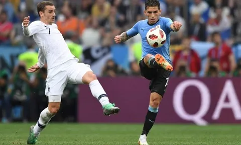 Fan Arsenal mừng ra mặt sau thất bại của Uruguay