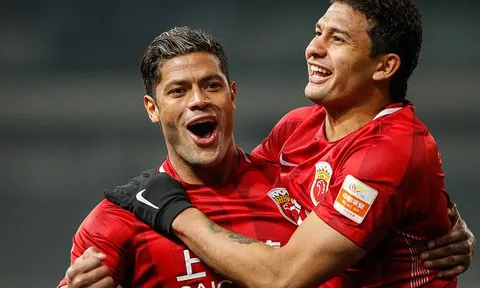 Hulk, Oscar hái quả ngọt cho đại gia Trung Quốc