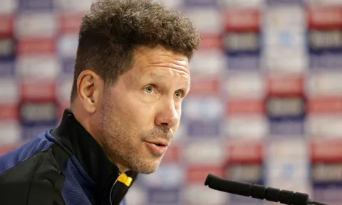 Simeone 'thách' Real chơi tấn công: Chỉ là khích tướng