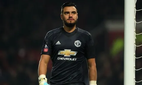 SỐC: Argentina cố tình gạt sao Man United khỏi World Cup?
