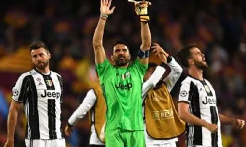 Sốc: Buffon suýt giải nghệ vì lời hứa trước Barcelona