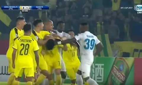 Bình luận: Cầu thủ Hà Nội FC "thi triển Võ-League" ở AFC Cup