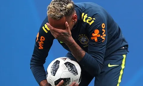 SỐC: Neymar đau đớn bỏ tập, nguy cơ nghỉ hết World Cup