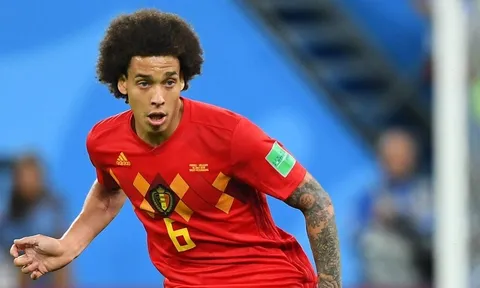 SỐC: Túng quẫn, Man Utd chốt tân binh từ Trung Quốc, giá 17 triệu?