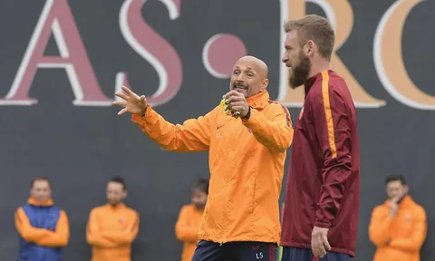 Spalletti cau có trước trận derby thành Rome
