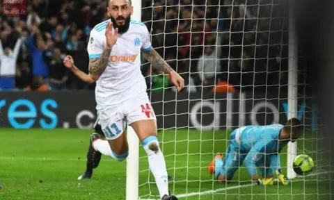 Fan West Ham tiếc hùi hụi vì Dimitri Payet