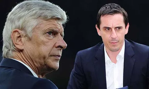 Gary Neville: "Sir Alex từng phải thay đổi để đối phó Arsene Wenger"