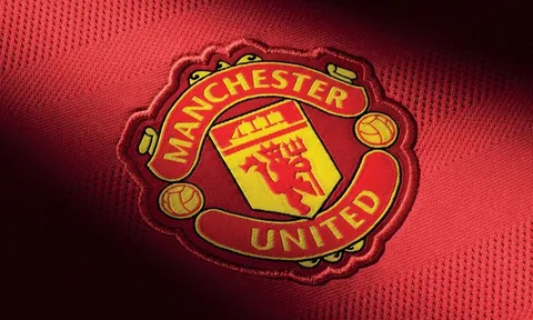 Sự phát triển logo của Manchester United qua các thời kỳ